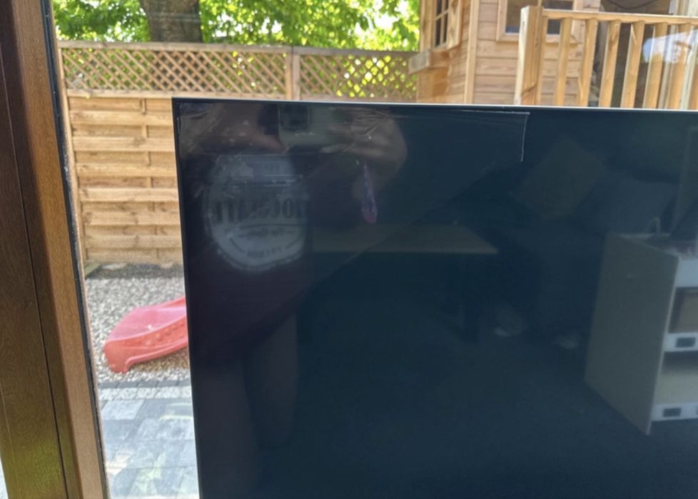 Nowy telewizor SHARP