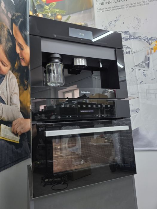 MIELE Комплект 2в1 духова шафа з мікрохвильовою Кавомашина CVA 6805