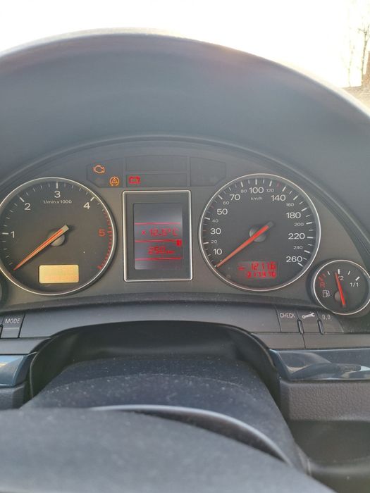 AUDI A4 B6 1.9 TDI (AVB 101 KM) 2004r.