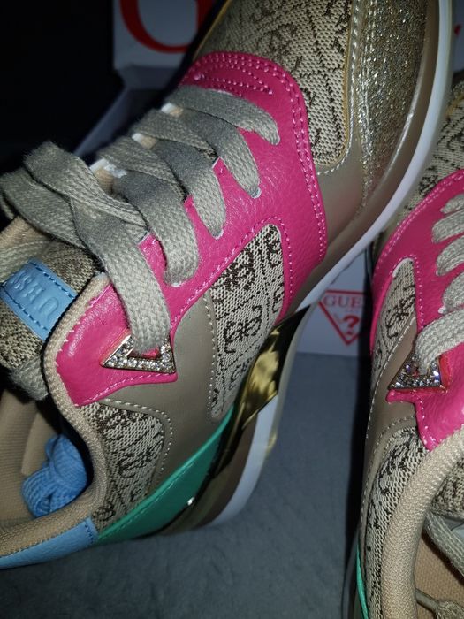 Śliczne złote, brokatowe sneakersy Guess 36, nowe w pudełku