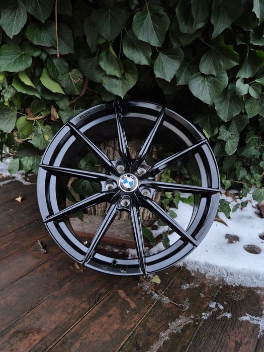 Диски Flow Forming  на BMW R19 5x120 Різноширокі F30 F10 F01