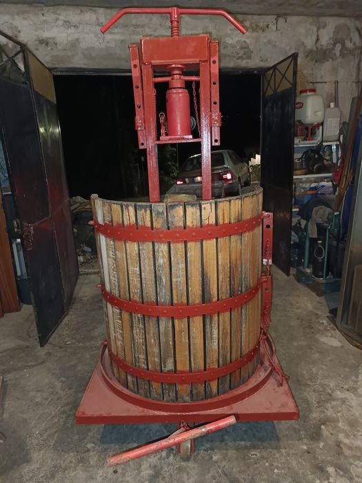 Prensa hidráulica de uvas / vinho