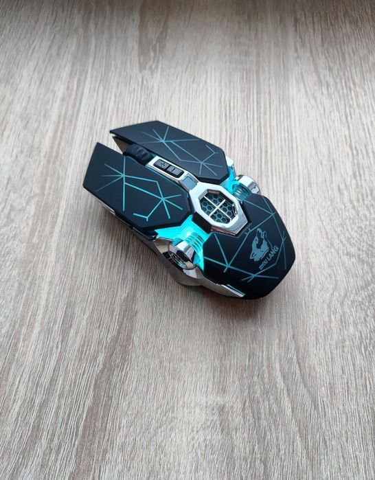 Мышь лазерная, беспроводная с аккумулятором, бесшумная, с подсветкой.