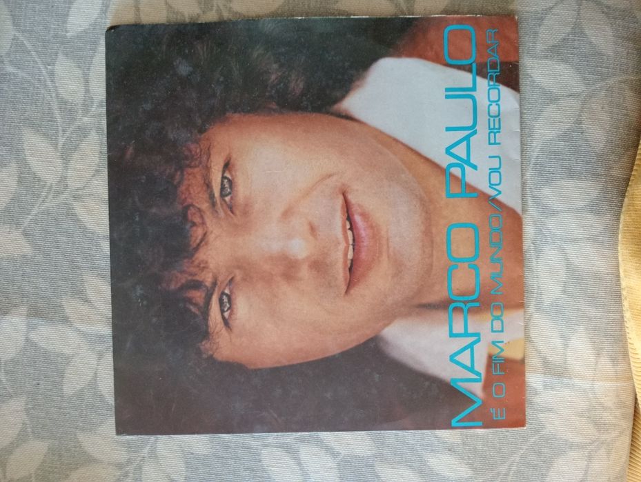 Vinil de singles 7 pol Marco Paulo c/ é o fim do mundo & vou recordar