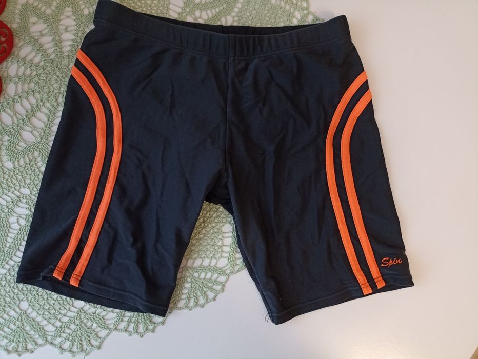 Kąpielówki chłopięce długie dwie pary