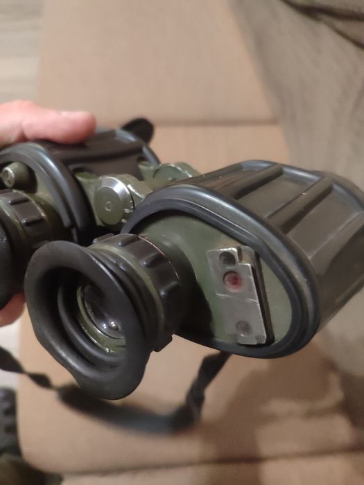 Военный бинокль Carl Zeiss Jena 7x40 NVA производства ГДР