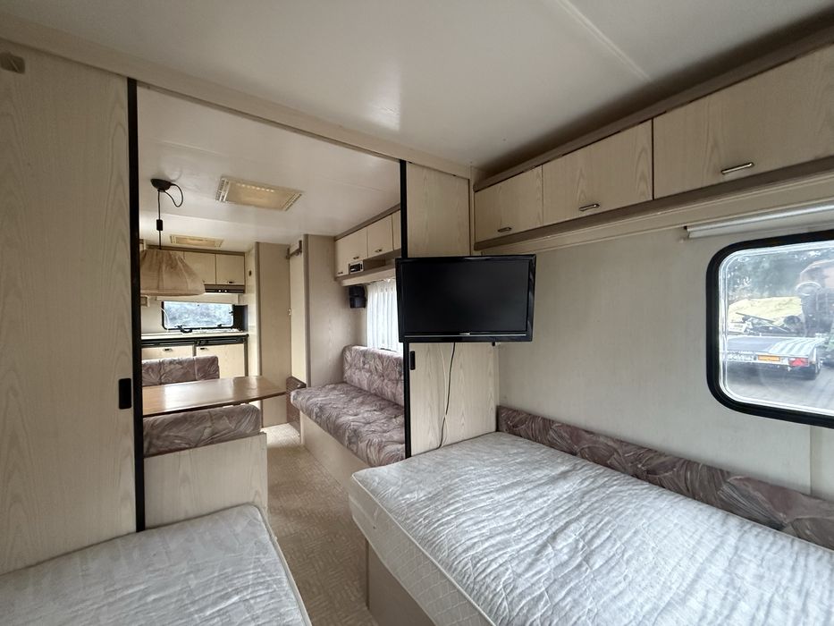 Przyczepa Burstner Scala 560 Stacjonarna 4 os Łazienka Transport