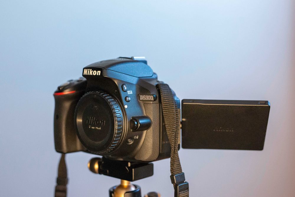 Maquina DSRL Nikon D5300 (DX)