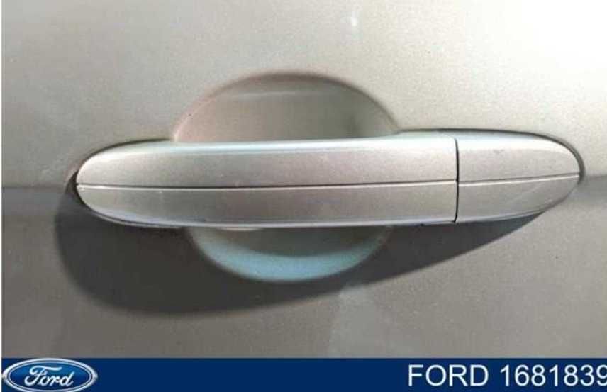 Двері Ford 1681839