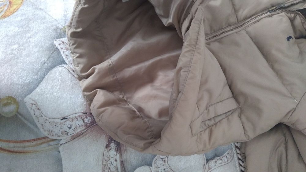 Piękna beżowa kurtka chłopięca Ralph Lauren 116