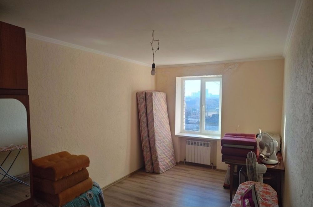 Предлагается 3 ком квартира рядом с морем