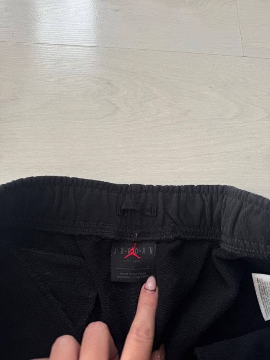 Spodnie dresowe Nike Air Jordan Flight Essentials Fleece r. L baggy