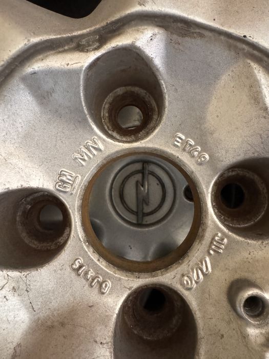 Felgi aluminowe 4x100 r15 (koła, alufelgi)