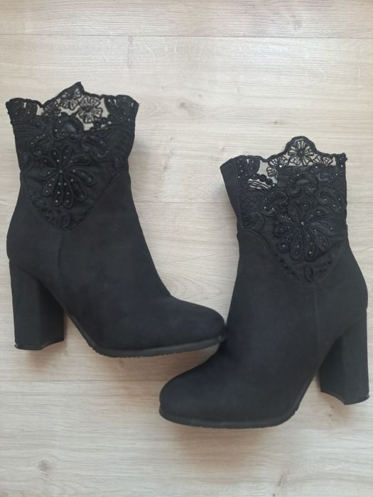 Botki z zamszu  róż 36