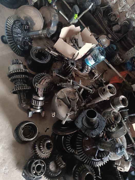 Продам запчастини ЮМЗ б/у...