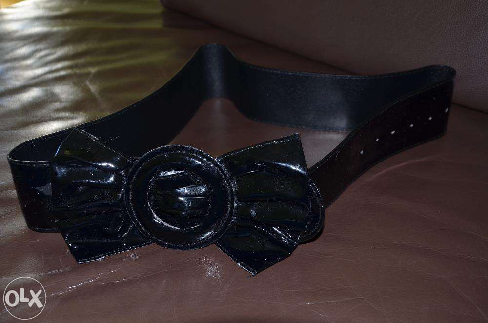 Czarny pasek z kokardą NOWY