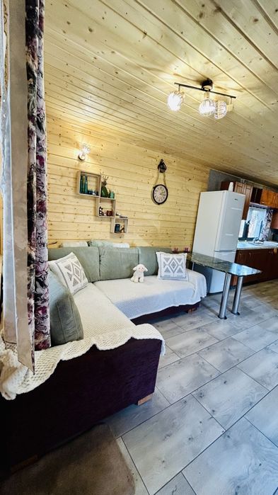 Domek letniskowy nad jeziorem Jarosławski - idealny na wakacje