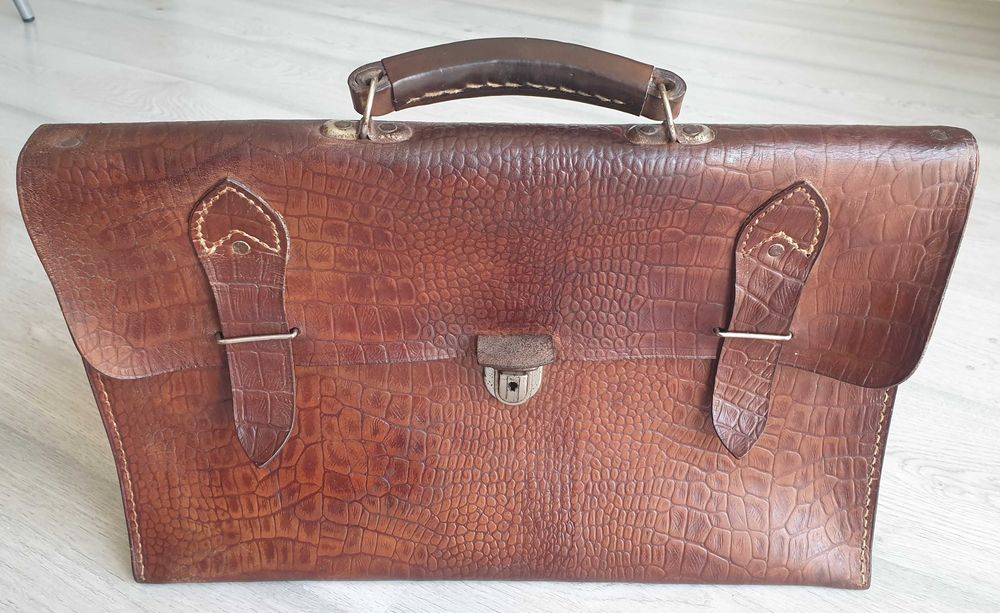 Pasta em pele de porco VINTAGE