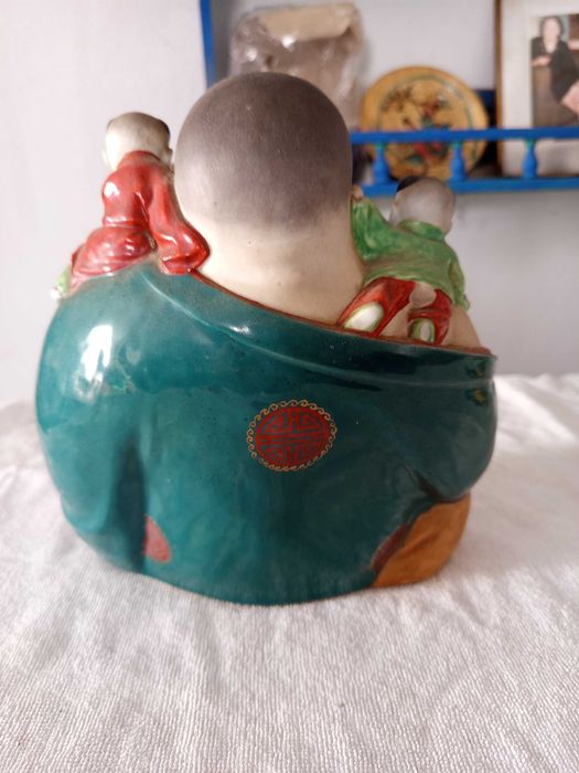 Buda Chinês com filhos