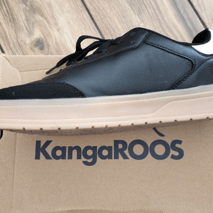Nowe sneakersy damskie młodzieżowe