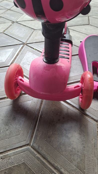 Продам самокат дитячий