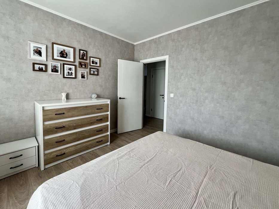 2-кімнатна у новобудові 70 м2 з елітним ремонтом та меблями. (4й Тавр)