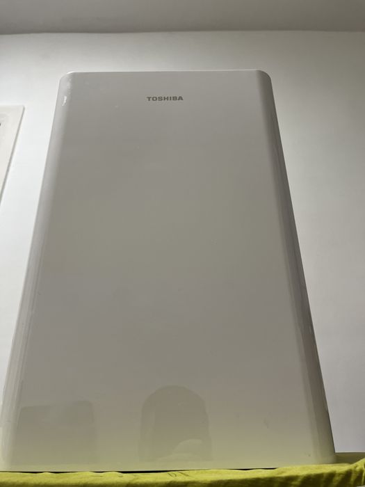 Продам фільтр повітря Toshiba + Фільтр