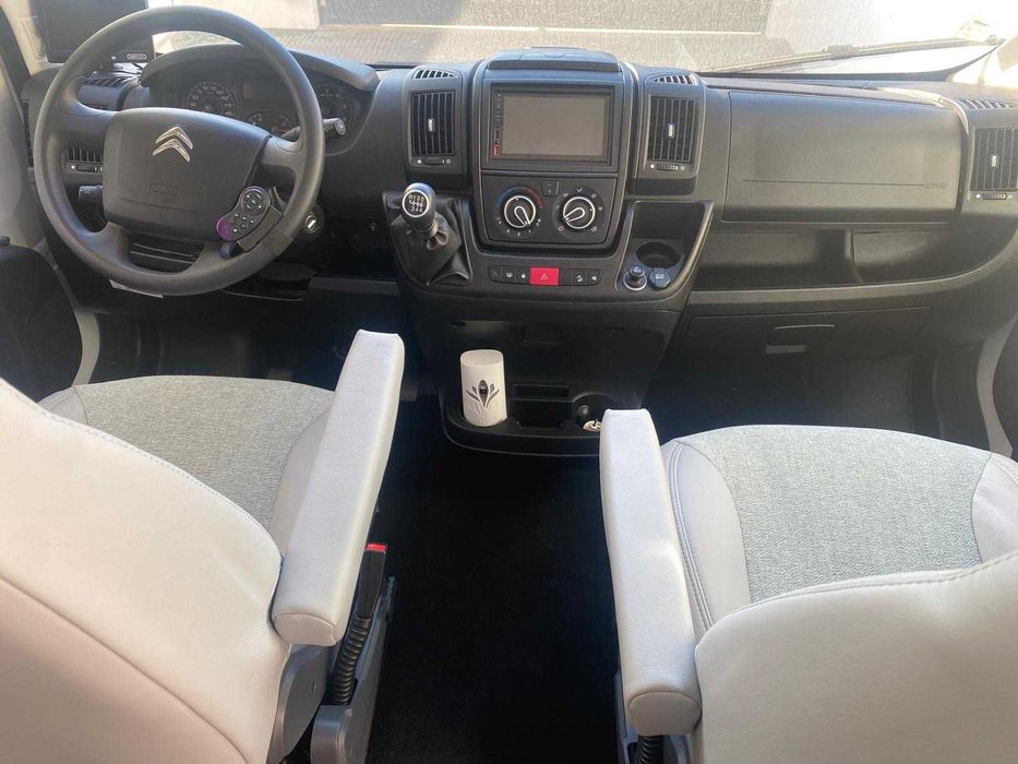 Autocaravana - como nova! Até final do ano aceito propostas!