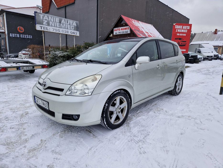 Toyota Corolla Verso ! 2.0 Diesel ! D4D ! Zarejestrowany ! Nowe Opony