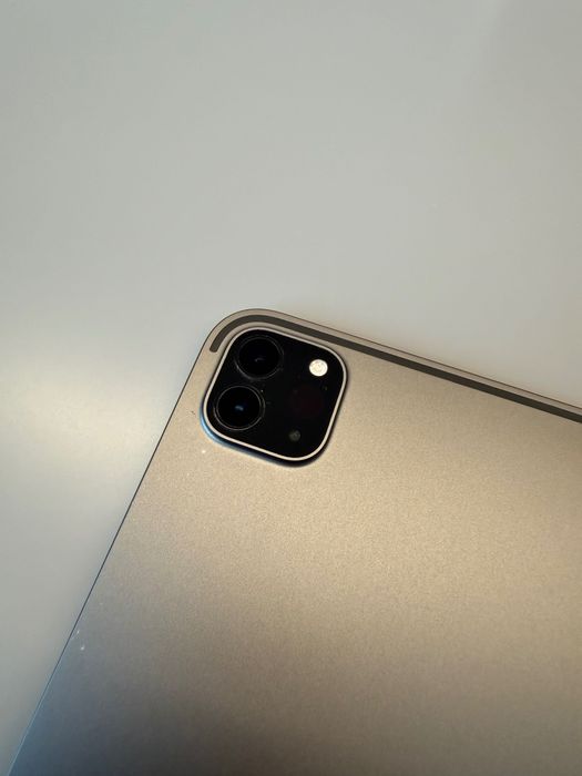 Apple iPad Pro 12.9” M1 (5 gen, 2021) 256GB Wi-Fi Space Gray + коробка