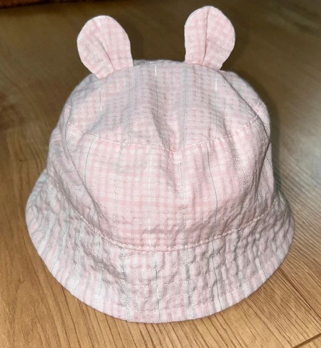 Letni kapelusz dziewczęcy firmy Next