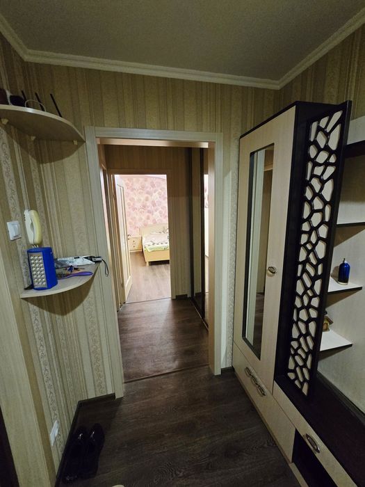 Сдам шикарную 4к квартиру на Лазурном. Автономное газовое отопление