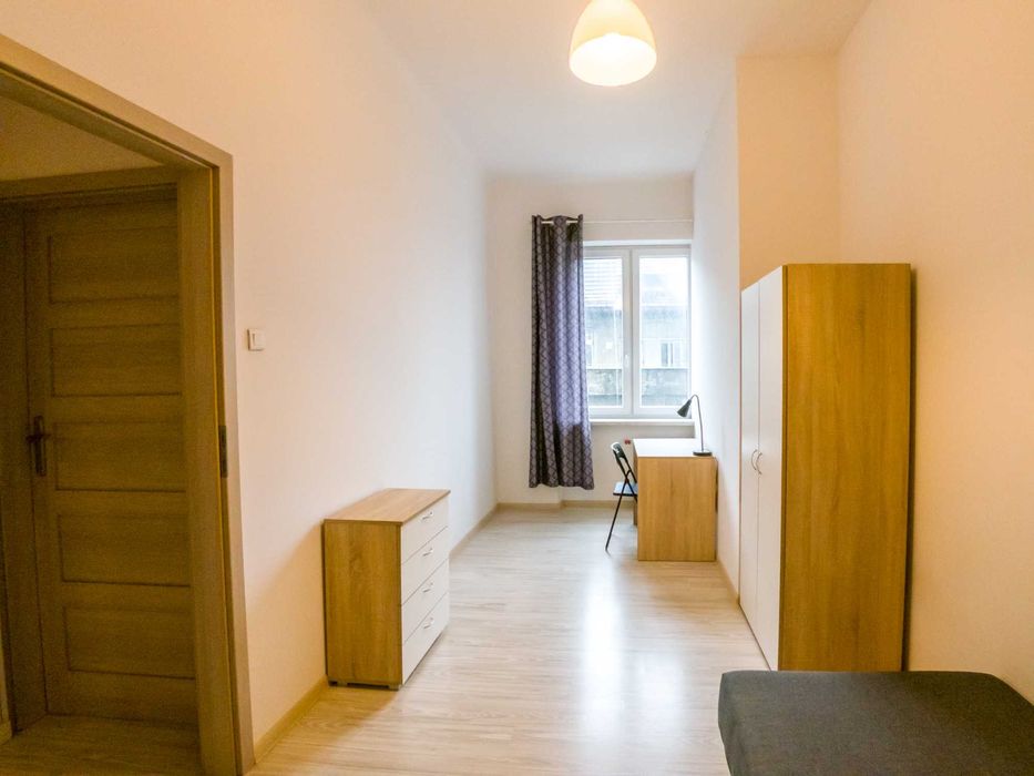 Pokój do wynajęcia w centrum Katowic - ul. Szafranka 11 - RABAT NA PIERWSZE DWA MIESIĄCE