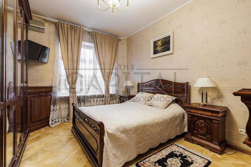 Продажа квартиры, ул. Дмитриевская, Центр