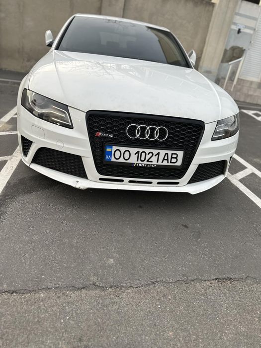 Audi A4  Quattro 2.0T S-line / RS4 стиль — срочно