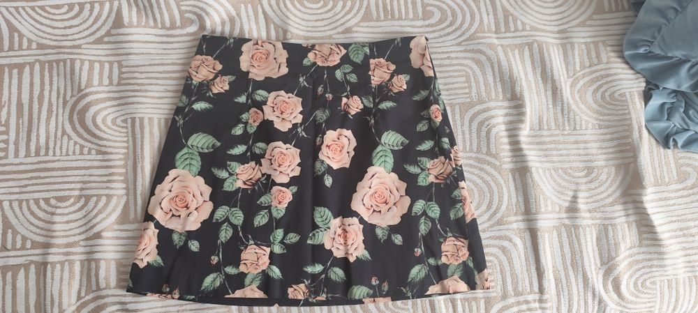 Spódnica mini kwiaty