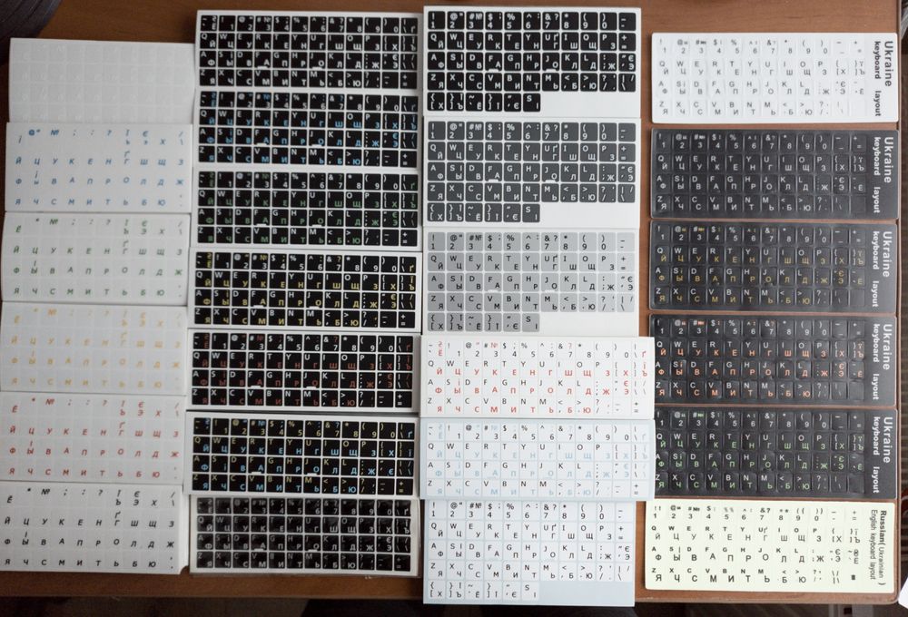 Наклейки наліпки нестираємі на клавіатуру прозорі, чор/біл/сір фон