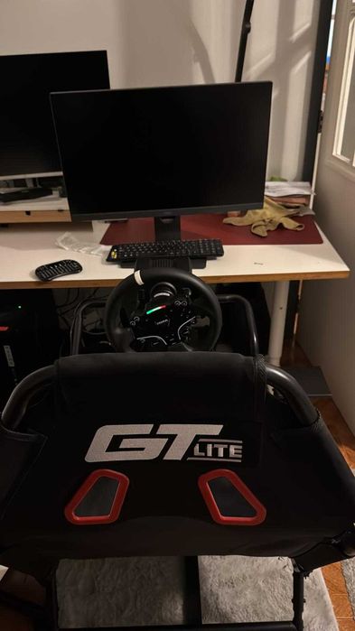 Cockpit sim racing