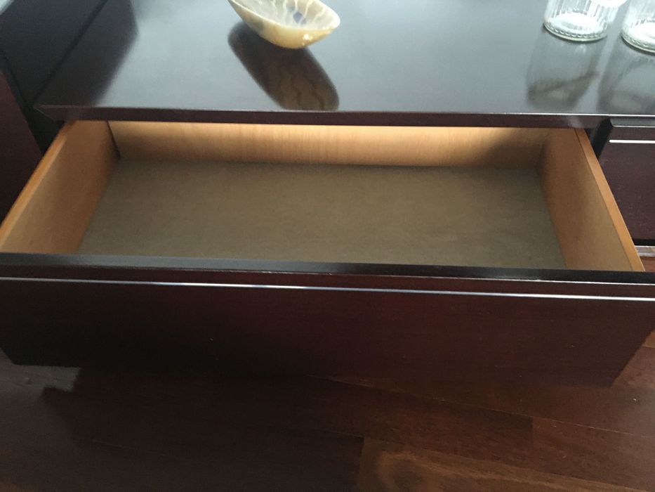 Conjunto móveis sala TV e cristaleiras madeira wengué