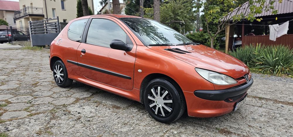 Peugeot 206