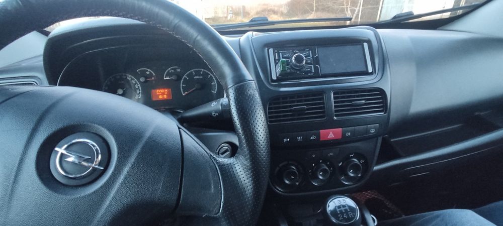 Продажа Опель Комбо