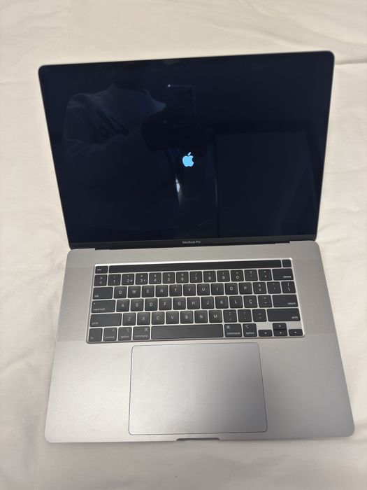 Apple MacBook Pro 2019 | 16" | i7- 9750H | 16 GB | 512 GB SSD | 5300M 4 GB | cinzento espacial | PT