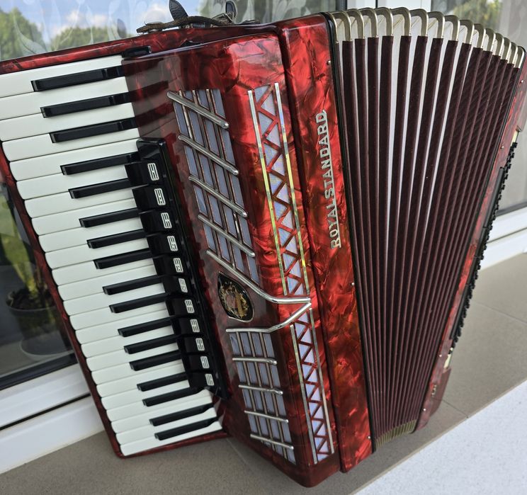 Akordeon Royal Standard 120 basów Weltmeister Ełk • OLX.pl