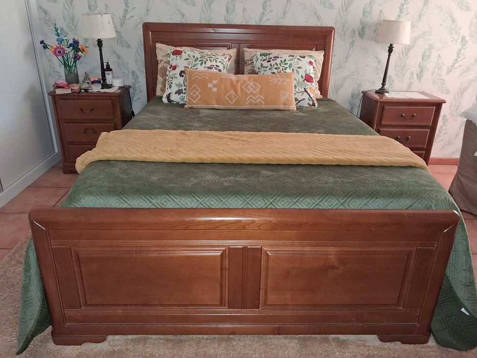 Vendo quarto de casal