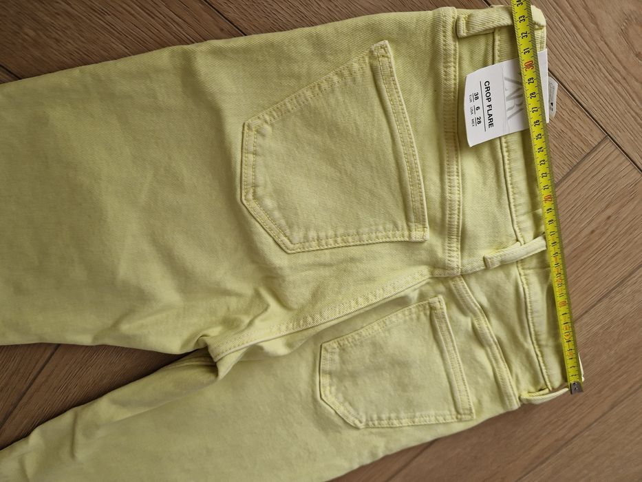 Jeansy Zara 38 M limonkowe crop flare