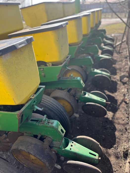 Сівалка John Deere 7000