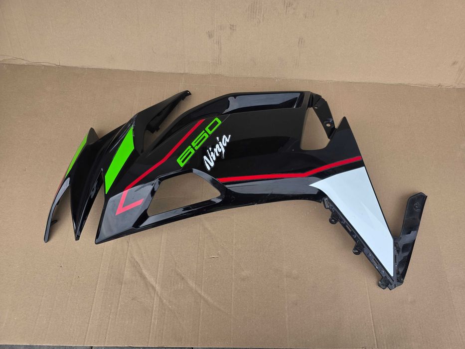 Owiewka osłona boczek bok lewy Kawasaki EX 650 Ninja 650