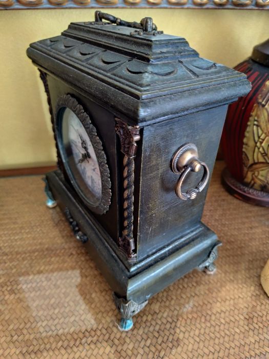 Relógio de mesa antigo