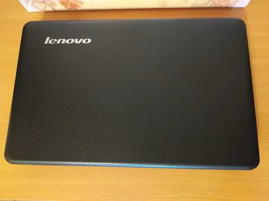 Ноутбук Lenovo G550 8GB T9300 Windows 10 Pro