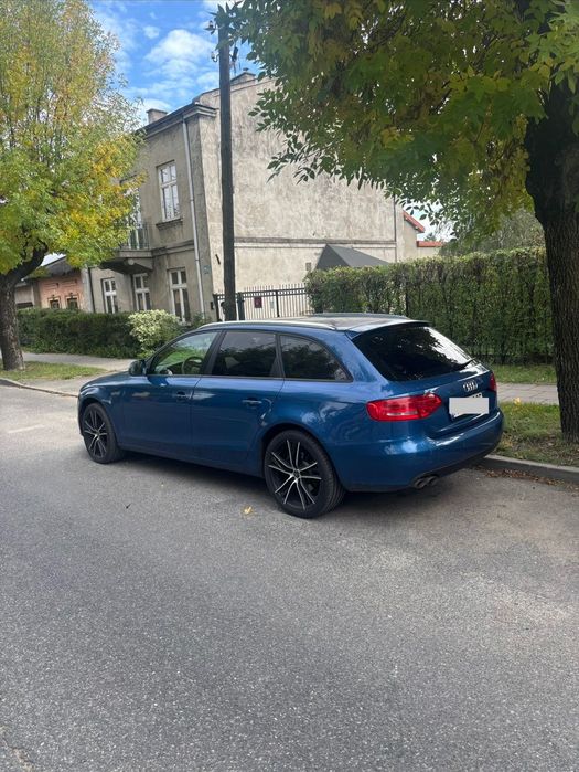 Audi A4 Avant